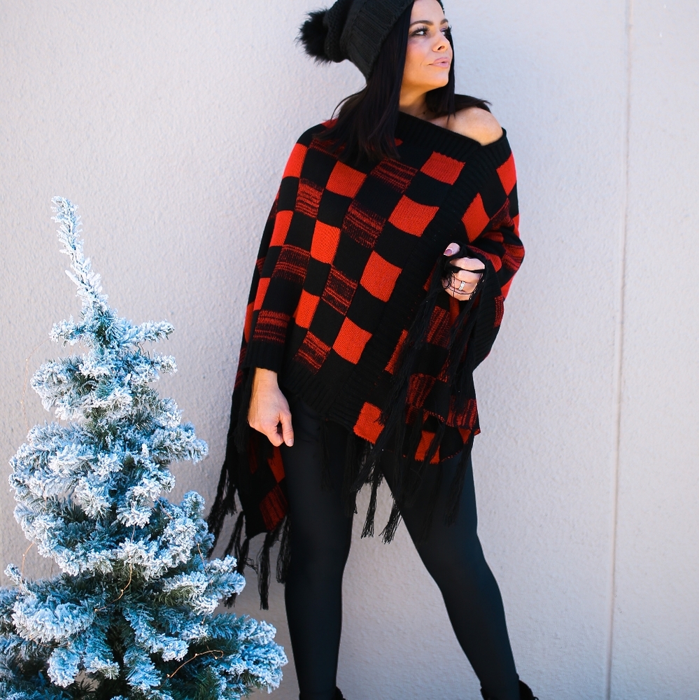 Buffalo Plaid Shawl - Picture 4 of 4